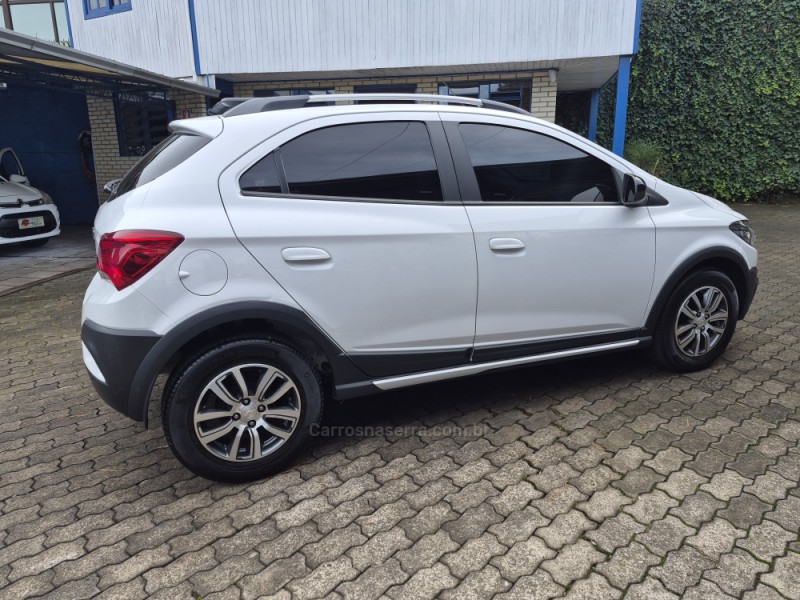 ONIX 1.4 MPFI ACTIV 8V FLEX 4P AUTOMÁTICO - 2018 - CAXIAS DO SUL