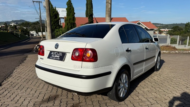 POLO SEDAN 1.6 MI 8V FLEX 4P MANUAL - 2008 - DOIS IRMãOS