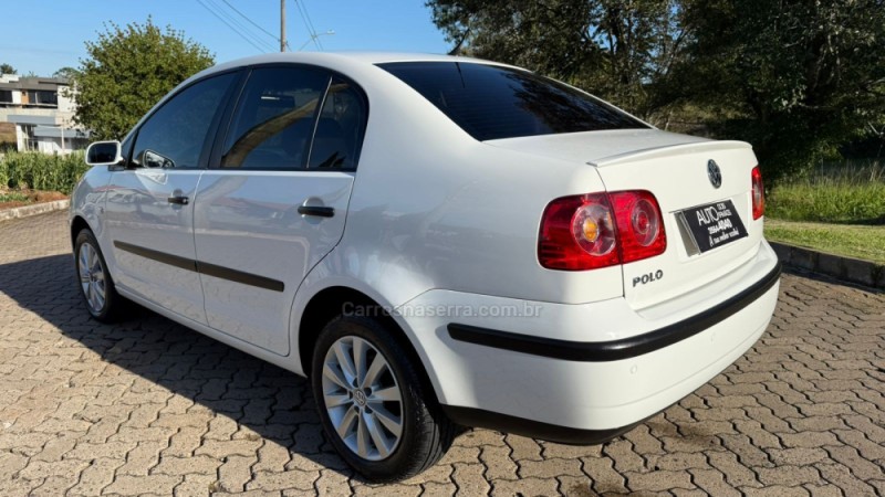 POLO SEDAN 1.6 MI 8V FLEX 4P MANUAL - 2008 - DOIS IRMãOS
