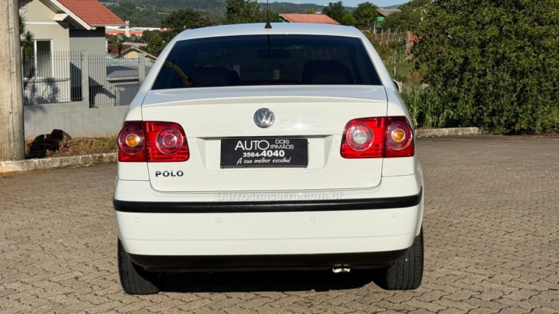 POLO SEDAN 1.6 MI 8V FLEX 4P MANUAL - 2008 - DOIS IRMãOS