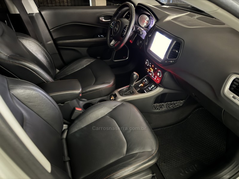 COMPASS 2.0 16V DIESEL LONGITUDE 4X4 AUTOMÁTICO - 2019 - CAXIAS DO SUL
