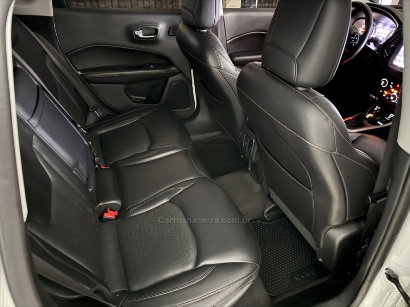 COMPASS 2.0 16V DIESEL LONGITUDE 4X4 AUTOMÁTICO - 2019 - CAXIAS DO SUL