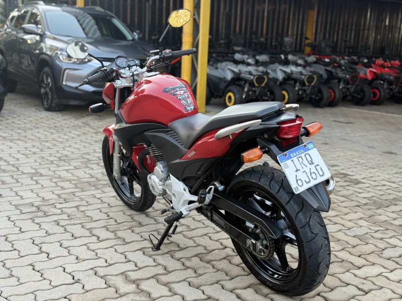 CB 300R  - 2011 - BENTO GONçALVES