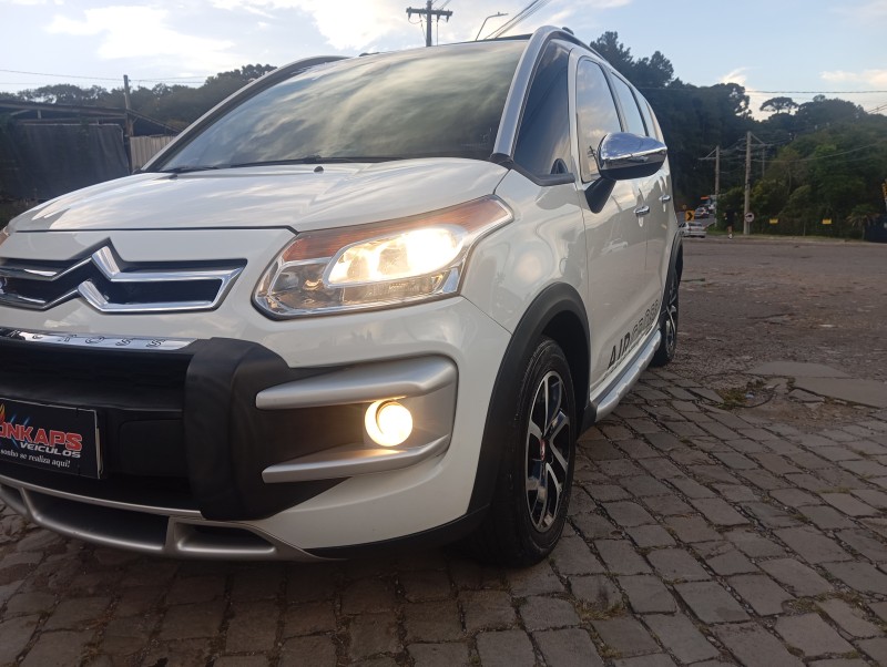 C3 AIRCROSS 1.6 EXCLUSIVE 16V FLEX 4P AUTOMÁTICO - 2014 - CAXIAS DO SUL