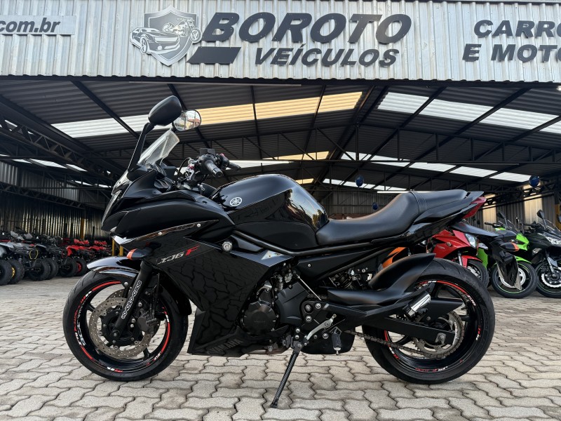 XJ6 F 