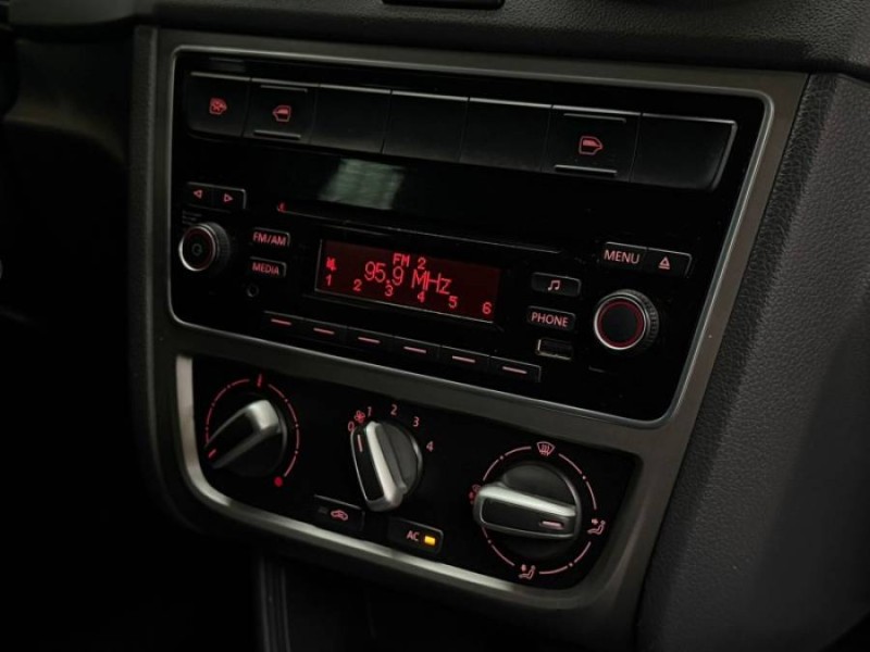 VOYAGE 1.6 MI TREND 8V FLEX 4P MANUAL - 2014 - CAXIAS DO SUL