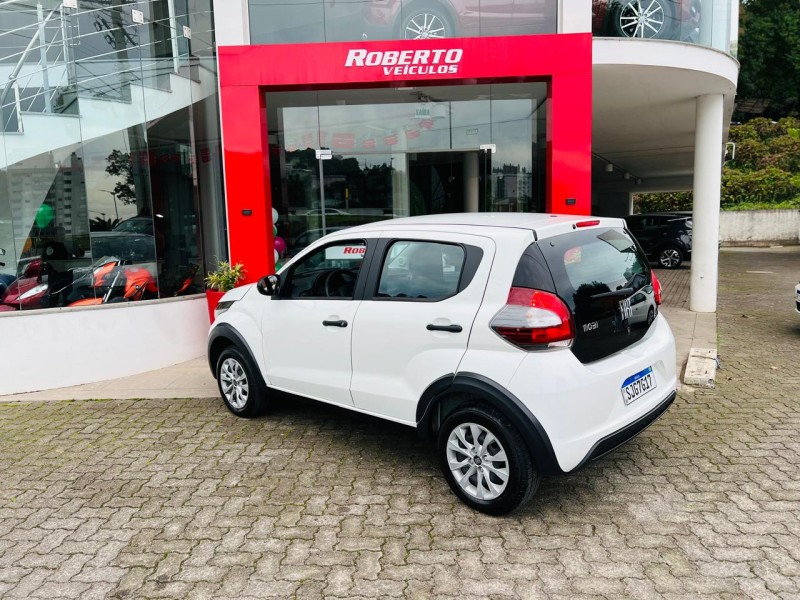 MOBI 1.0 8V EVO FLEX LIKE. MANUAL - 2024 - BENTO GONçALVES