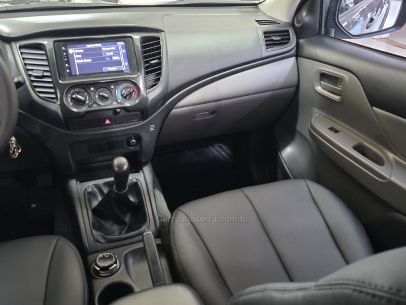 L200 TRITON 2.4 GL 4X2 CD 16V FLEX 4P MANUAL - 2022 - SAPUCAIA DO SUL