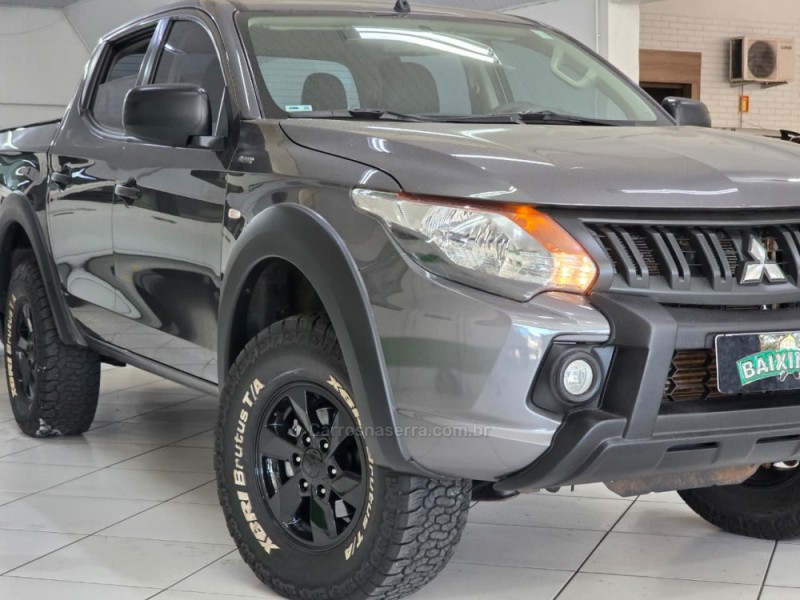 L200 TRITON 2.4 GL 4X2 CD 16V FLEX 4P MANUAL - 2022 - SAPUCAIA DO SUL