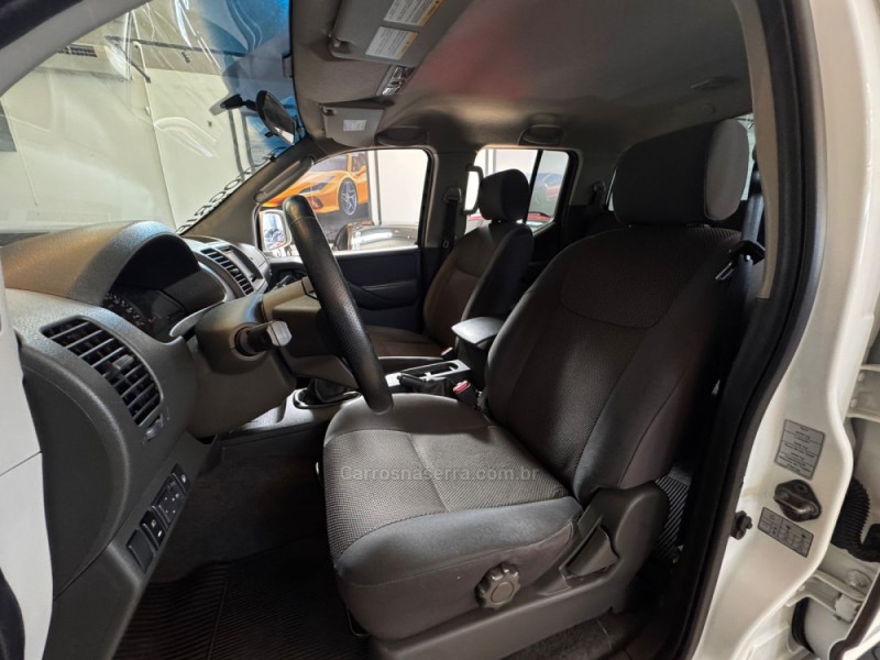 FRONTIER 2.5 XE 4X4 CD TURBO ELETRONIC DIESEL 4P MANUAL - 2013 - CAMPO BOM