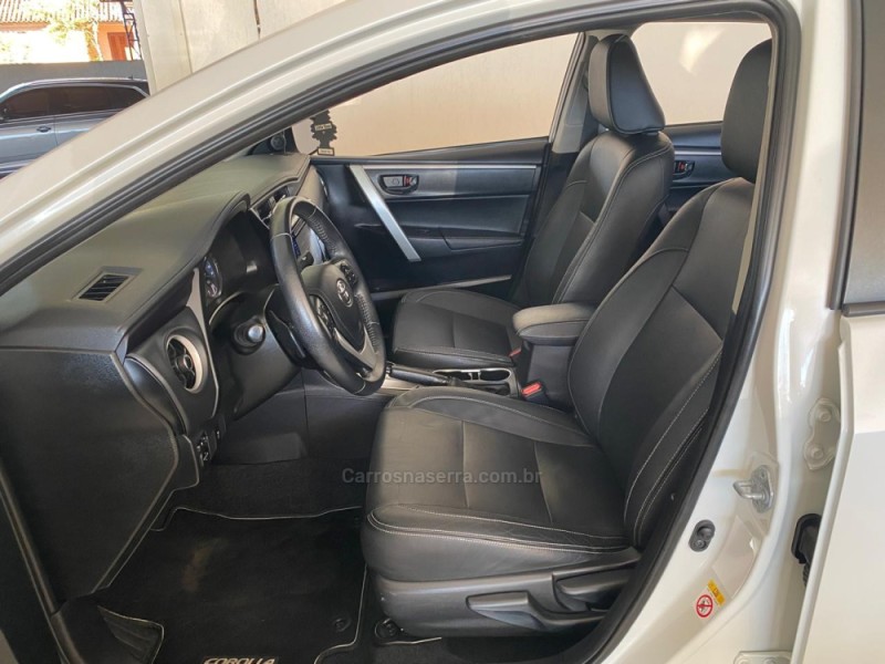 COROLLA 2.0 XEI 16V FLEX 4P AUTOMÁTICO - 2019 - LAJEADO