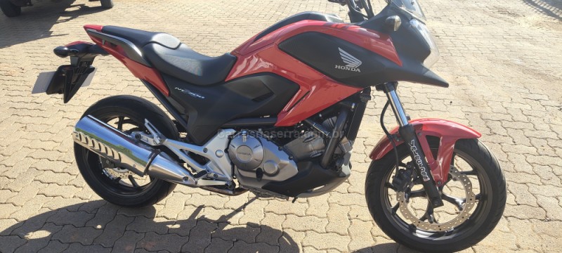 NC 700X ABS - 2013 - PORTãO