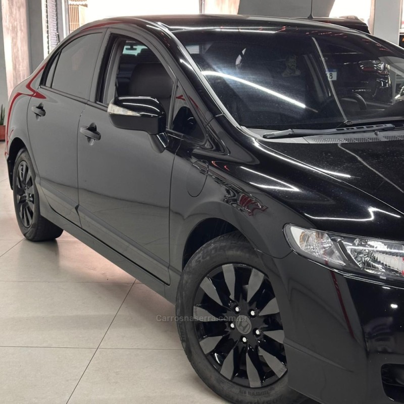 CIVIC 1.8 LXL 16V FLEX 4P MANUAL - 2011 - CAXIAS DO SUL