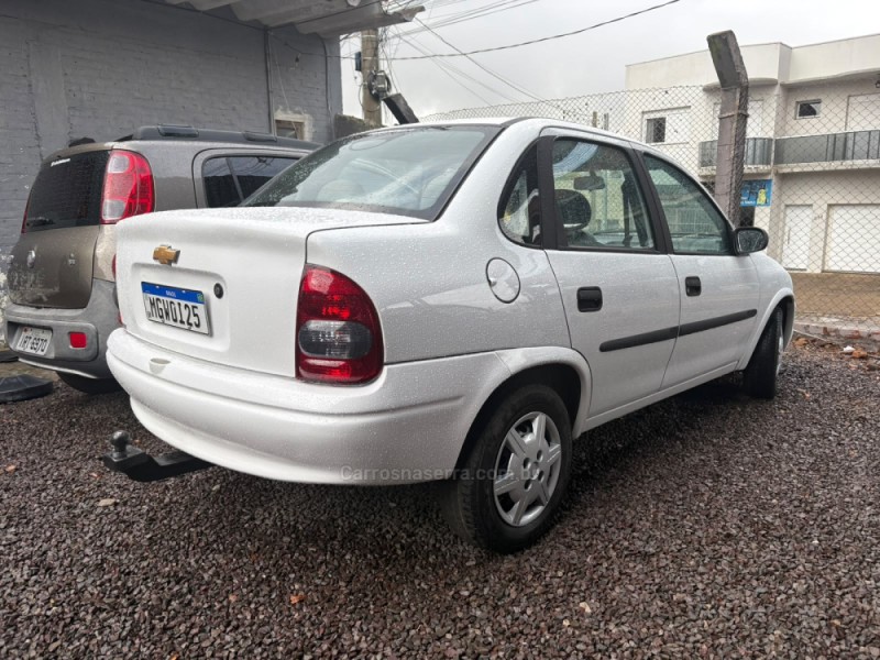CLASSIC 1.0 MPFI LIFE 8V FLEX 4P MANUAL - 2010 - VACARIA