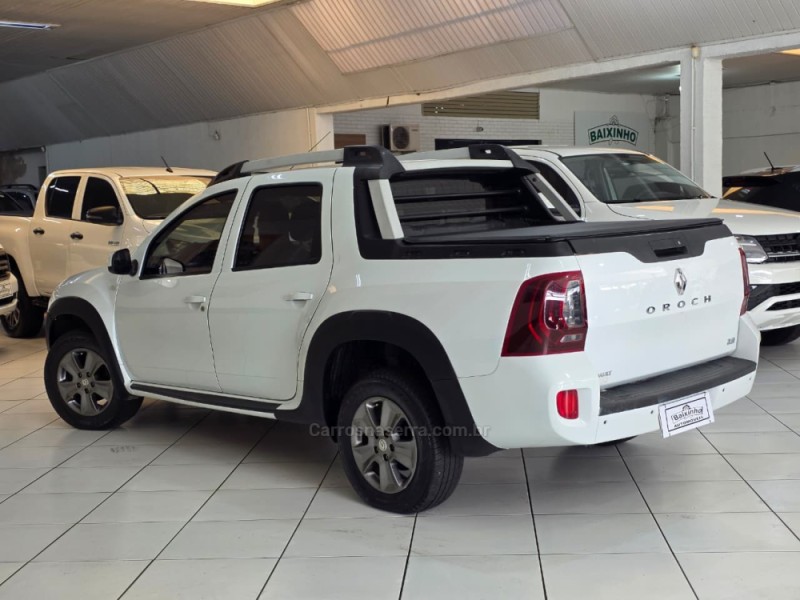 DUSTER OROCH 2.0 16V FLEX DYNAMIQUE AT 4P AUTOMÁTICO - 2020 - SAPUCAIA DO SUL