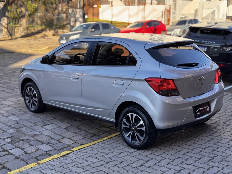 ONIX 1.4 MPFI LTZ 8V FLEX 4P MANUAL - 2015 - CAXIAS DO SUL