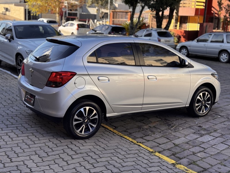 ONIX 1.4 MPFI LTZ 8V FLEX 4P MANUAL - 2015 - CAXIAS DO SUL