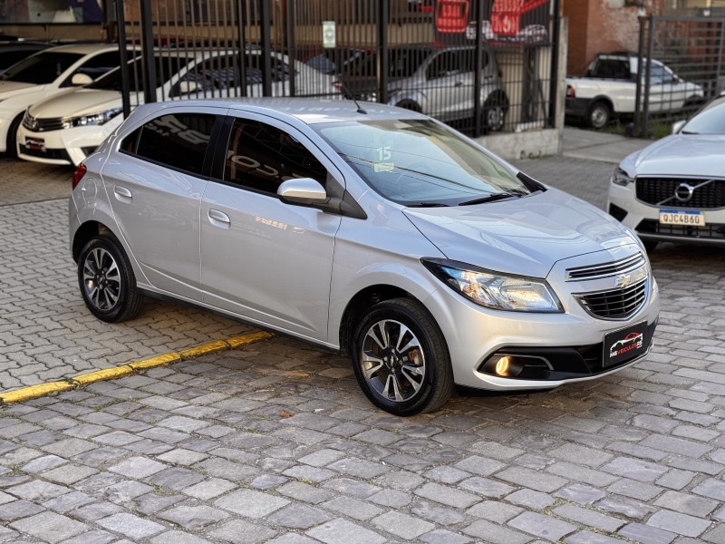 ONIX 1.4 MPFI LTZ 8V FLEX 4P MANUAL - 2015 - CAXIAS DO SUL