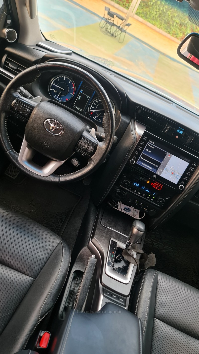 HILUX SW4  - 2021 - LAGOA VERMELHA