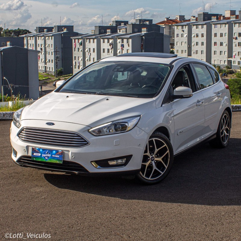 FOCUS 2.0 TITANIUM PLUS 16V FLEX 4P AUTOMÁTICO - 2016 - FARROUPILHA
