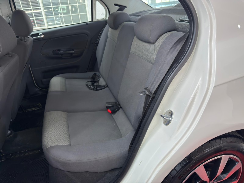 VOYAGE 1.0 I TREND 16V FLEX 4P MANUAL - 2010 - CAXIAS DO SUL