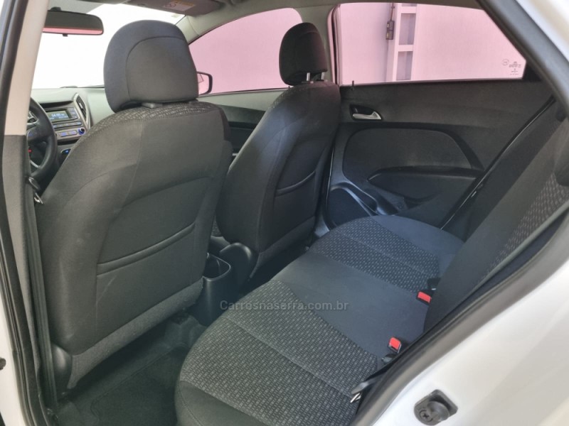 HB20 1.0 COMFORT 12V FLEX 4P MANUAL - 2016 - VACARIA