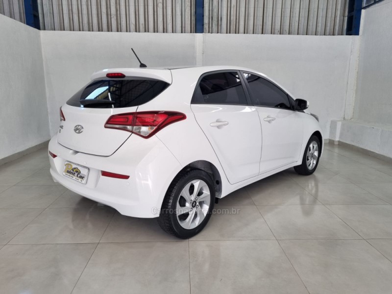HB20 1.0 COMFORT 12V FLEX 4P MANUAL - 2016 - VACARIA