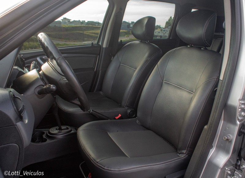 DUSTER 2.0 DYNAMIQUE 4X2 16V FLEX 4P AUTOMÁTICO - 2014 - FARROUPILHA