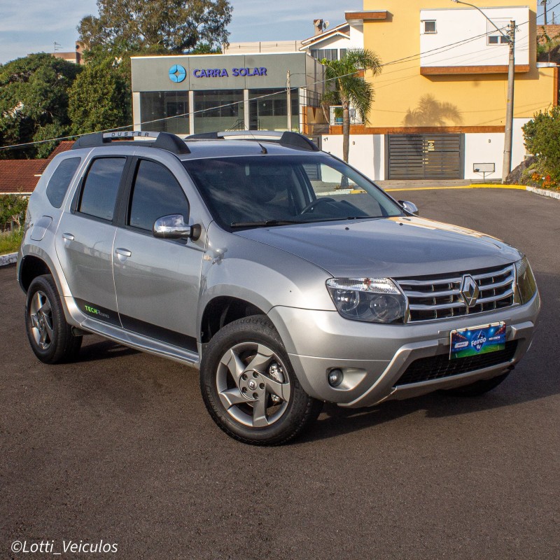 DUSTER 2.0 DYNAMIQUE 4X2 16V FLEX 4P AUTOMÁTICO