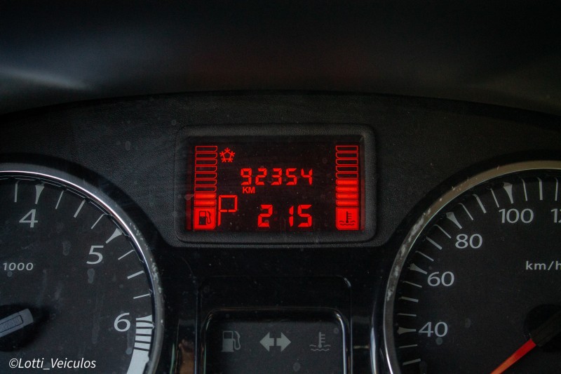 DUSTER 2.0 DYNAMIQUE 4X2 16V FLEX 4P AUTOMÁTICO - 2014 - FARROUPILHA