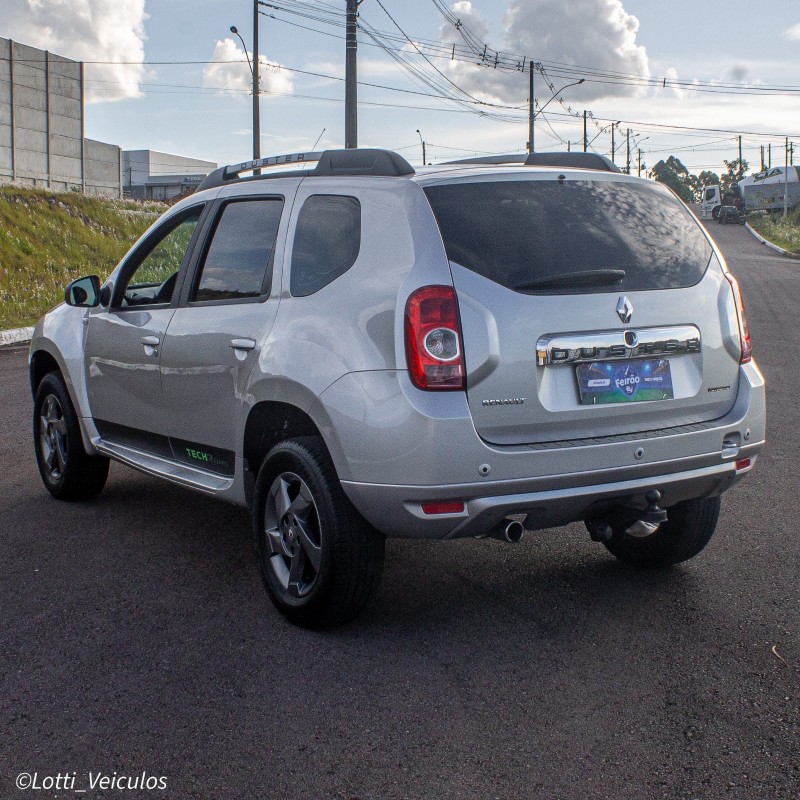 DUSTER 2.0 DYNAMIQUE 4X2 16V FLEX 4P AUTOMÁTICO - 2014 - FARROUPILHA