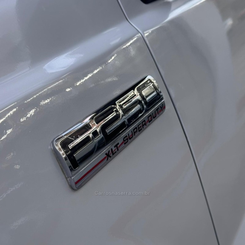 F-250 3.9 XLT MAX POWER 4X4 CS DIESEL 2P MANUAL - 2011 - CAXIAS DO SUL