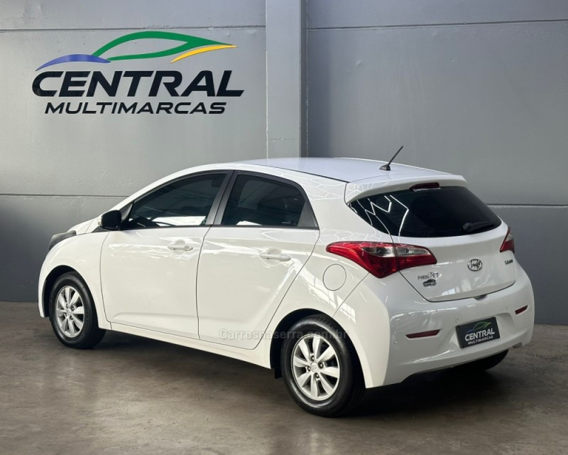 HB20 1.6 COMFORT STYLE 16V FLEX 4P AUTOMÁTICO - 2013 - VACARIA