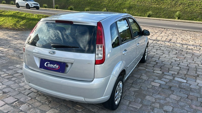 FIESTA 1.6 MPI CLASS HATCH 8V FLEX 4P MANUAL - 2009 - FARROUPILHA
