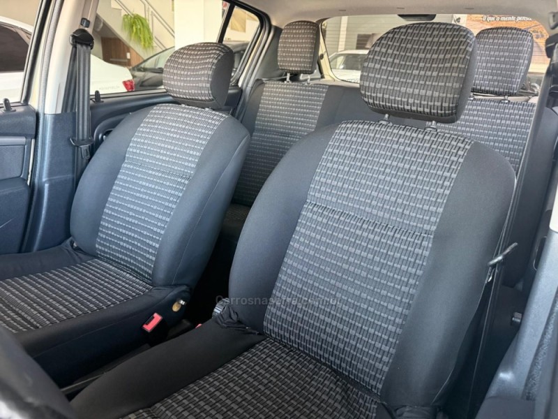 SANDERO 1.6 EXPRESSION 8V FLEX 4P MANUAL - 2012 - SãO LEOPOLDO