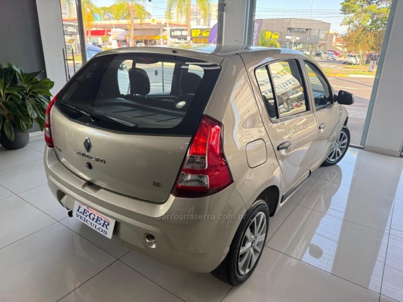 SANDERO 1.6 EXPRESSION 8V FLEX 4P MANUAL - 2012 - SãO LEOPOLDO