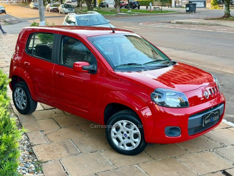 UNO 1.0 EVO VIVACE 8V FLEX 4P MANUAL - 2016 - LAGOA VERMELHA