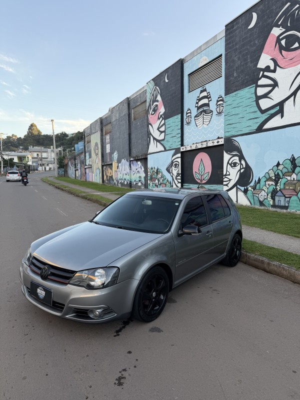 GOLF 1.6 MI SPORTLINE 8V FLEX 4P MANUAL - 2009 - CAXIAS DO SUL