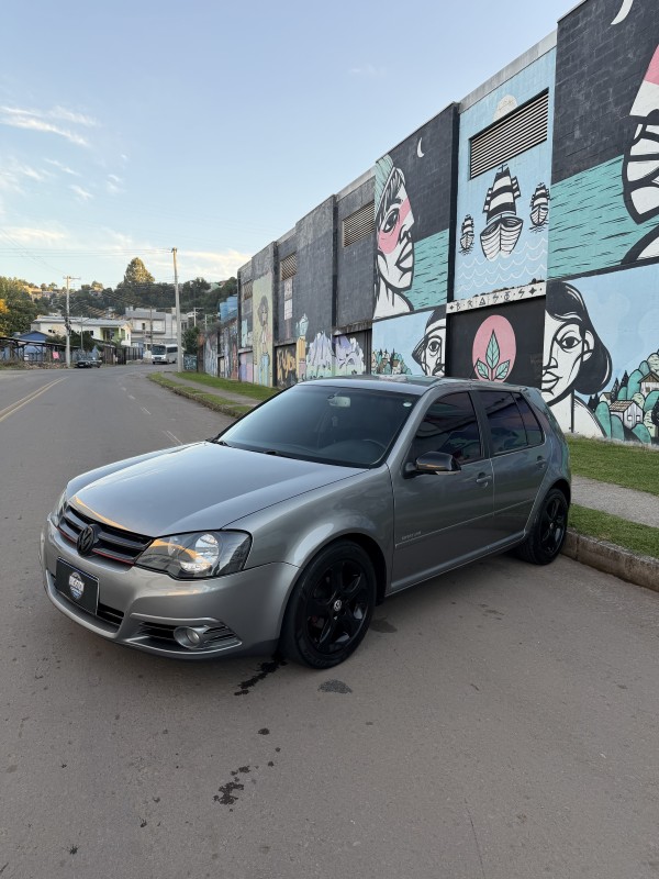 GOLF 1.6 MI SPORTLINE 8V FLEX 4P MANUAL - 2009 - CAXIAS DO SUL