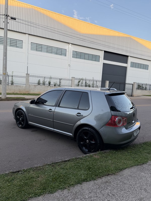 GOLF 1.6 MI SPORTLINE 8V FLEX 4P MANUAL - 2009 - CAXIAS DO SUL