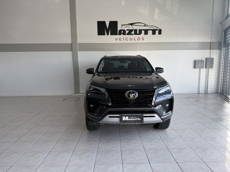HILUX SW4 2.8 SRX 4X4 7 LUGARES 16V TURBO INTERCOOLER DIESEL 4P AUTOMÁTICO - 2024 - BENTO GONçALVES