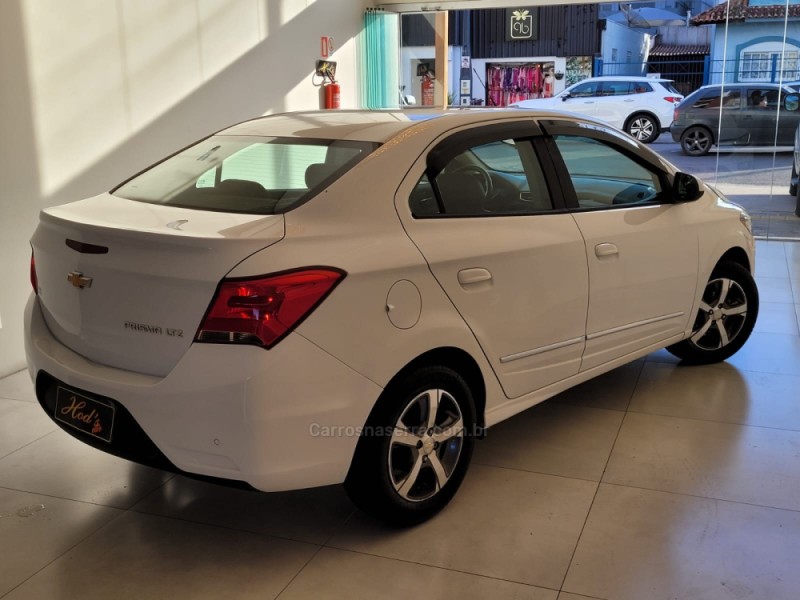 PRISMA 1.4 MPFI LTZ 8V FLEX 4P MANUAL - 2017 - CANELA