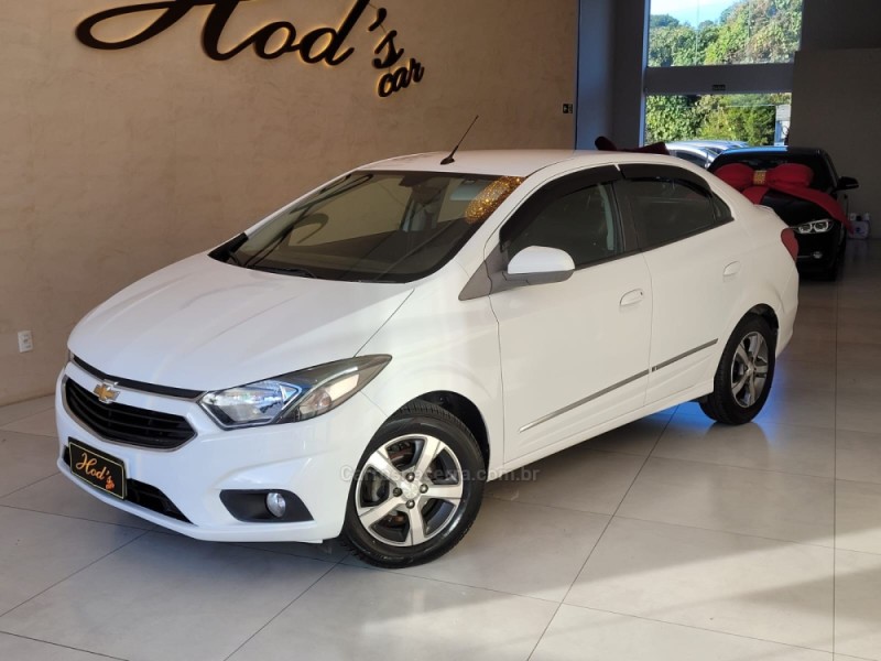 PRISMA 1.4 MPFI LTZ 8V FLEX 4P MANUAL - 2017 - CANELA