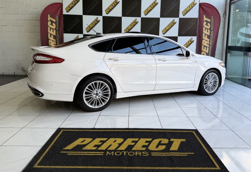 FUSION 2.0 TITANIUM AWD 16V GASOLINA 4P AUTOMÁTICO - 2013 - PORTãO