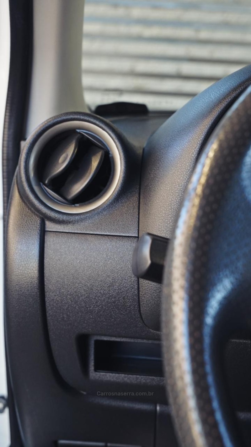 MARCH 1.0 16V FLEX 4P MANUAL - 2015 - LAJEADO