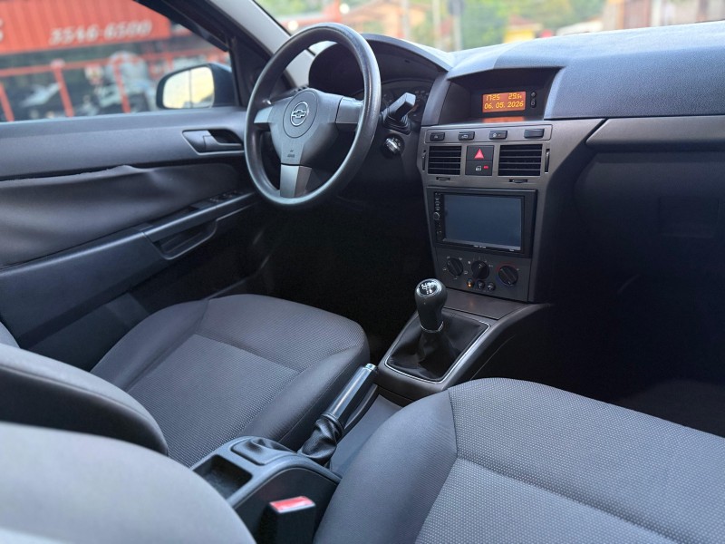 VECTRA 2.0 MPFI EXPRESSION 8V FLEX 4P MANUAL - 2007 - TRêS COROAS