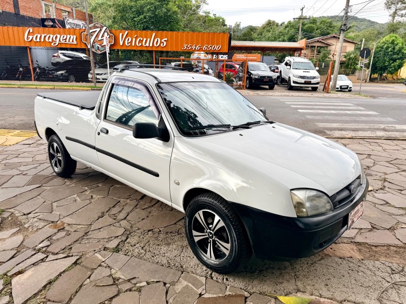 COURIER 1.6 L 8V FLEX MANUAL - 2008 - TRêS COROAS