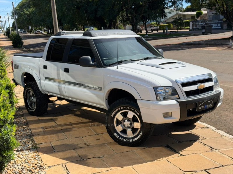 S10 2.8 EXECUTIVE 4X2 CD 12V TURBO ELECTRONIC INTERCOOLER DIESEL 4P MANUAL - 2011 - LAGOA VERMELHA