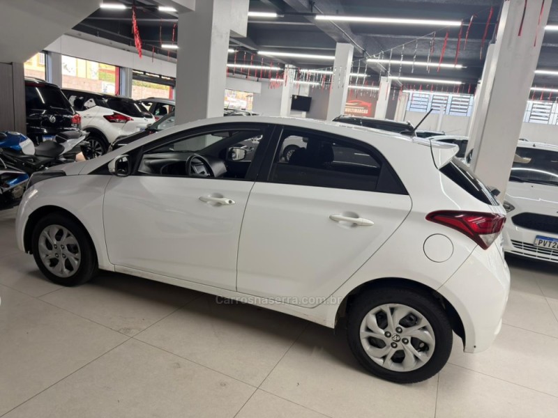 HB20 1.6 COMFORT PLUS 16V FLEX 4P AUTOMÁTICO - 2019 - CAXIAS DO SUL