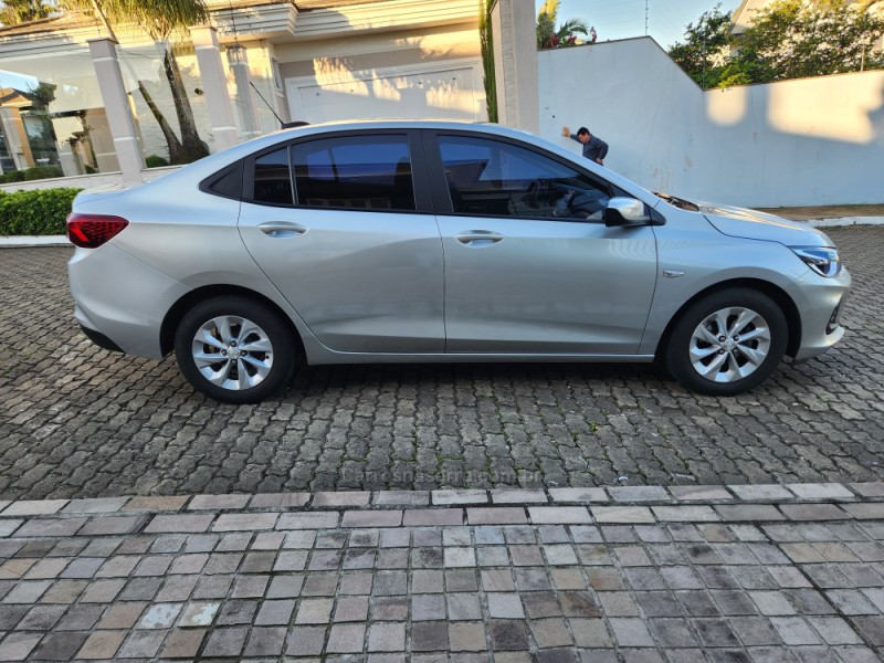 ONIX 1.0 LT PLUS 12V TURBO 4P FLEX AUTOMÁTICO - 2023 - MONTENEGRO